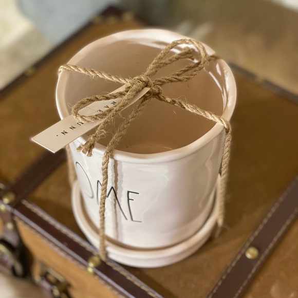 Rae Dunn "HOME" Mini Planter - Picture 4 of 6